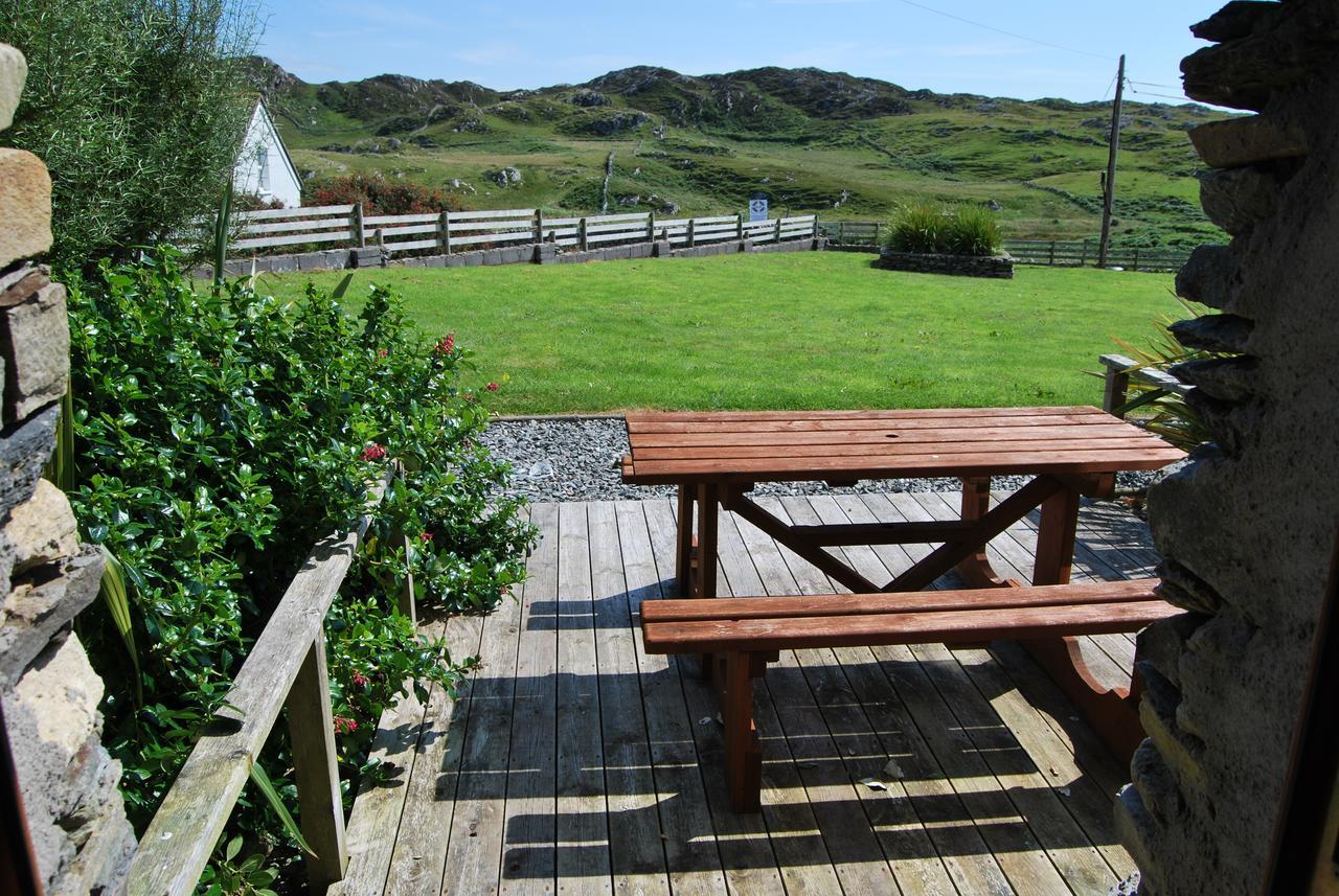 Dolphin Hotel Inishbofin Extérieur photo