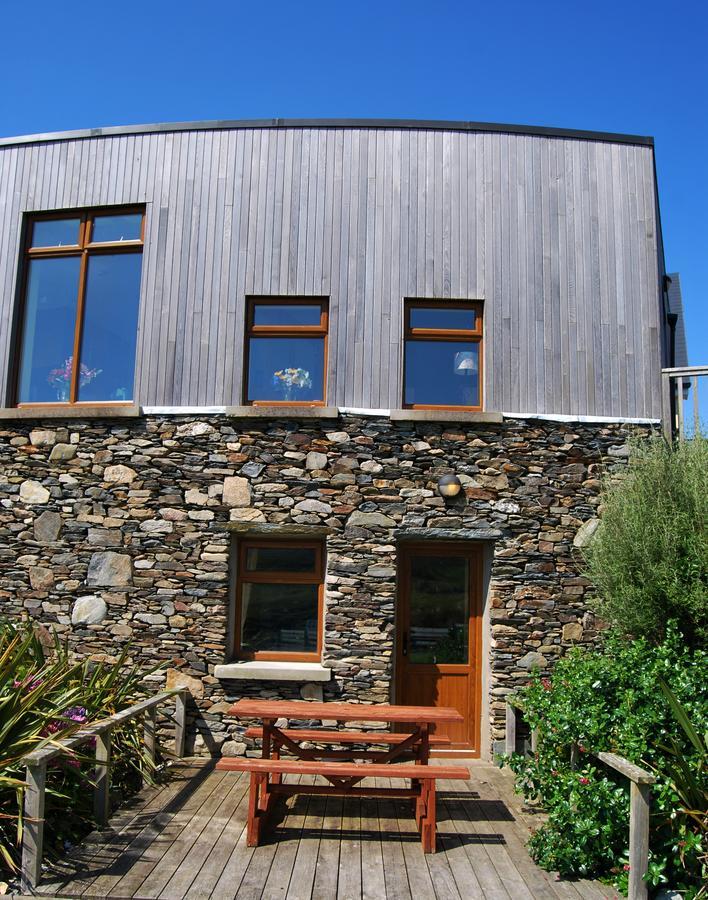 Dolphin Hotel Inishbofin Extérieur photo