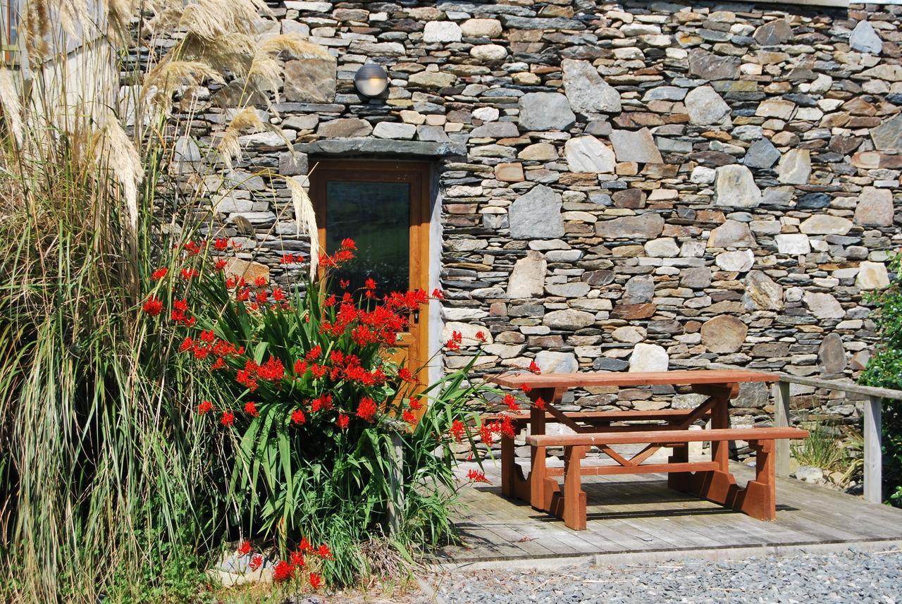 Dolphin Hotel Inishbofin Extérieur photo